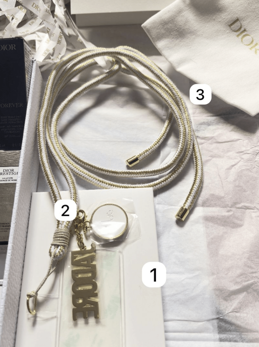 🌟 D i o r J'Adore Phone Strap 金色手機繩🌟 - HLY & CHOCCICO