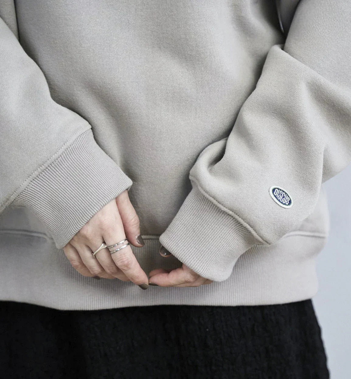 日本直送Discus Back Bore Sweat Pullover - HLY &amp; CHOCCICO
