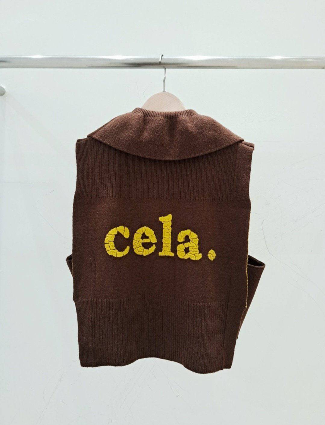 韓國直送Embroidered Vest - HLY & CHOCCICO