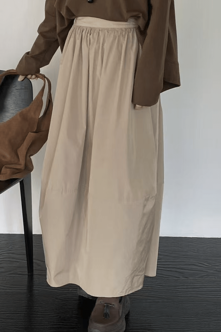 韓國直送Essential Layered Sweat／ Silk Flow Skirt - HLY & CHOCCICO