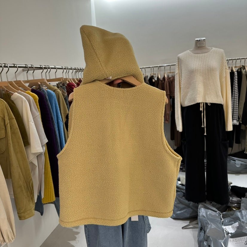 韓國直送Fleece Hooded Vest - HLY & CHOCCICO