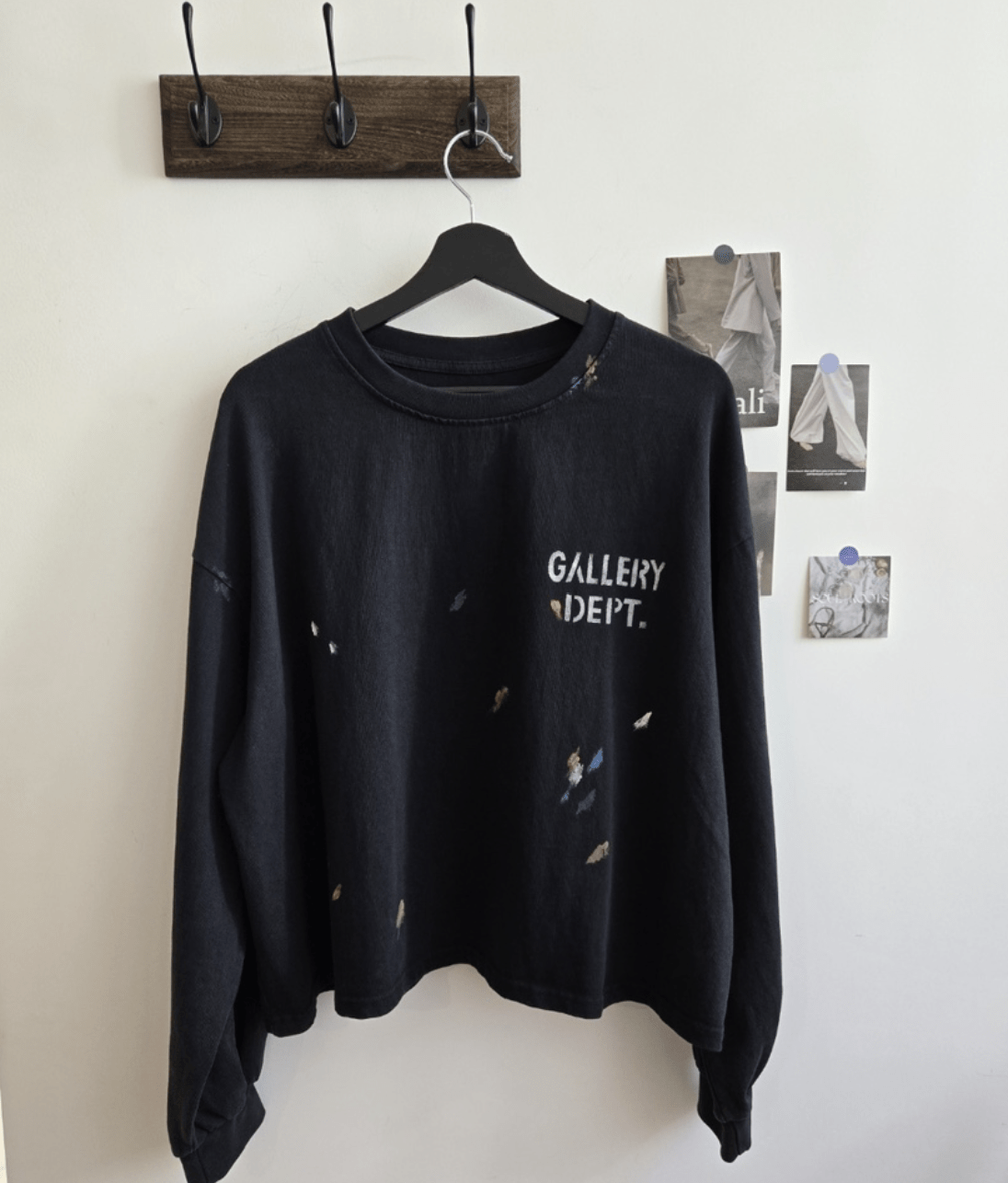 韓國直送Gallery Painted Sweatshirts HLY & CHOCCICO