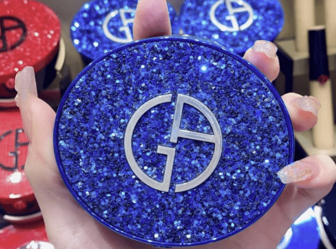 Giorgio Armani 大師藍氣墊造型輕墊粉底液/ 藍色氣墊 (免稅貨) - HLY & CHOCCICO