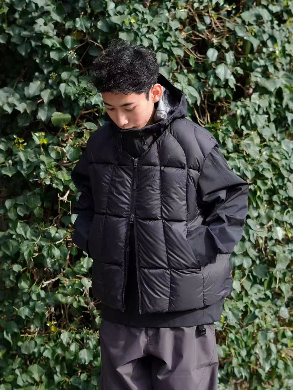 Goldwin O Three Dimensional Down Light Vest - HLY &amp; CHOCCICO