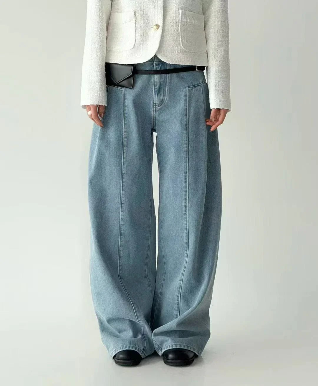 韓國直送High - Waisted Relaxed Jeans - HLY &amp; CHOCCICO