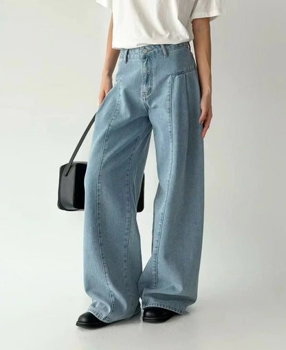 韓國直送High - Waisted Relaxed Jeans - HLY &amp; CHOCCICO