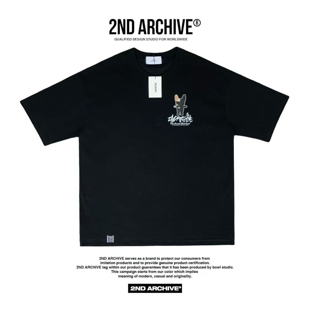 🇰🇷韓國直送🇰🇷 2ND ARCHIVE Half Buldog Scotch Short Tee HLY &amp; CHOCCICO