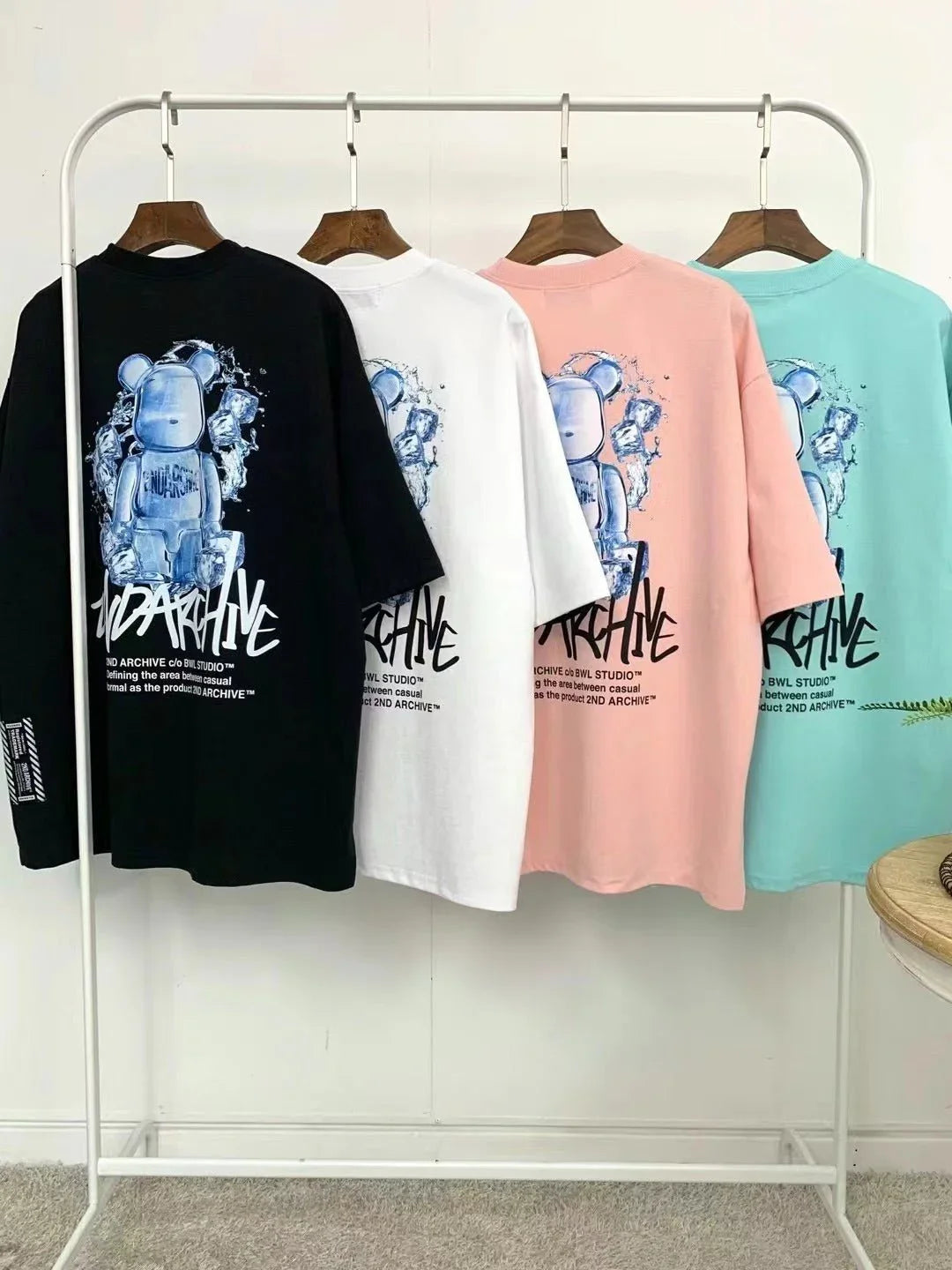 韓國直送🇰🇷 2ND ARCHIVE ICE  BEAR TEE- 4 Color - HLY &amp; CHOCCICO