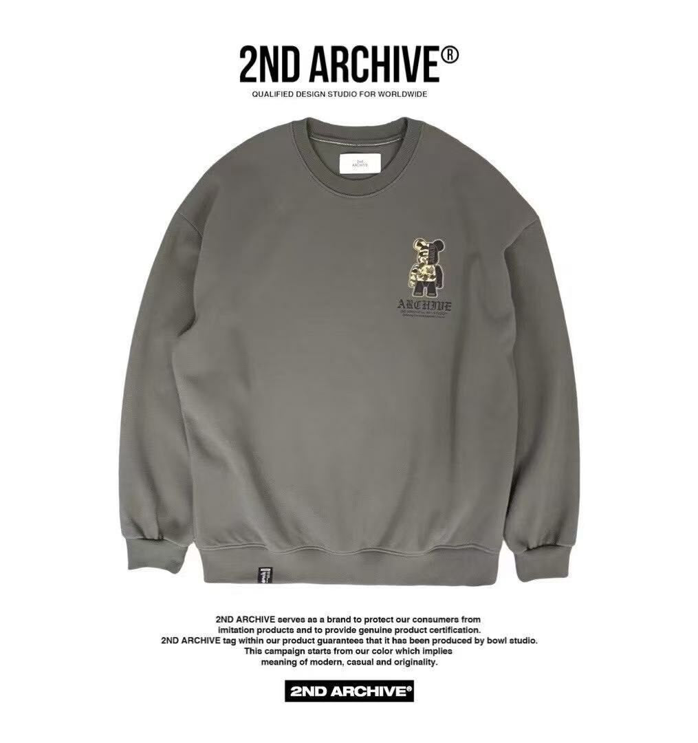 韓國直送🇰🇷 2ND ARCHIVE Military Scotch Bear  Sweatshirt - HLY &amp; CHOCCICO