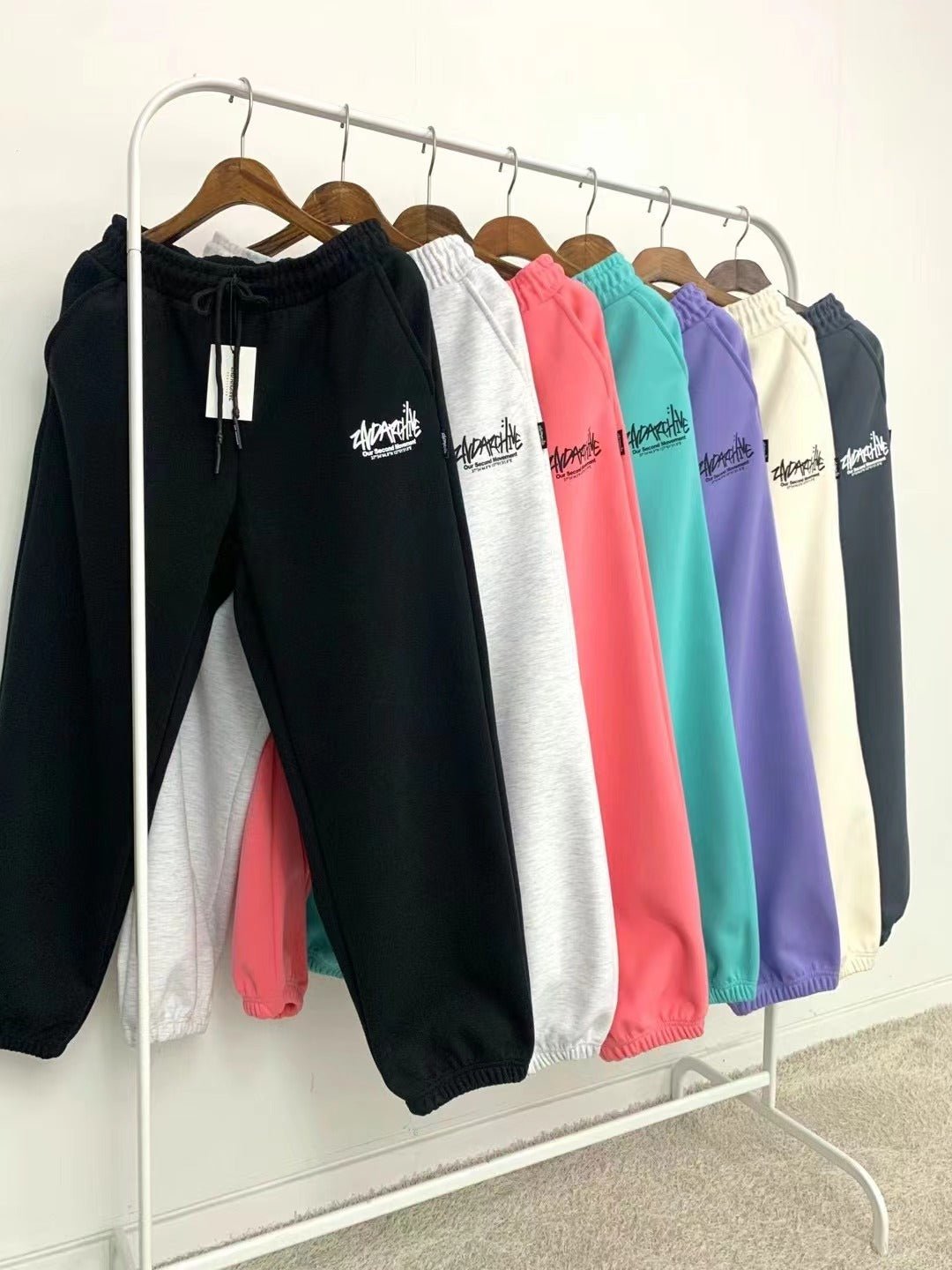 韓國直送🇰🇷 2ND ARCHIVE Signature Basic Jogger Pants - HLY &amp; CHOCCICO