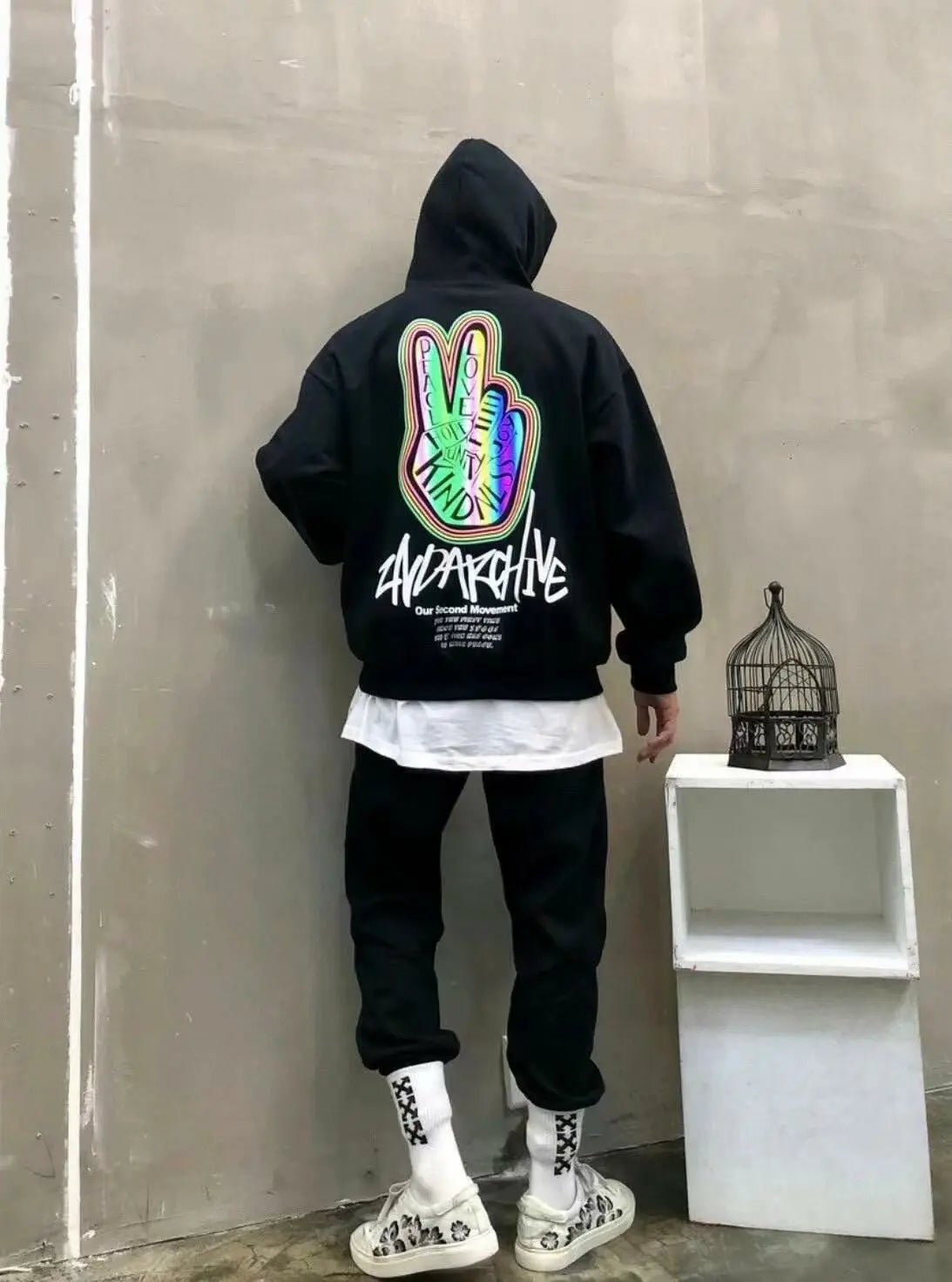 韓國直送🇰🇷 2ND ARCHIVE V Finger Hoodie - HLY &amp; CHOCCICO