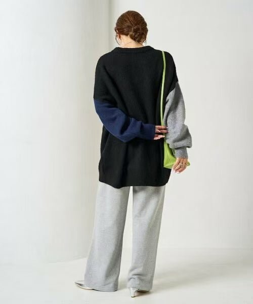日本直送[限量版]Sleeve Crazy Over Knit Pullover - HLY &amp; CHOCCICO