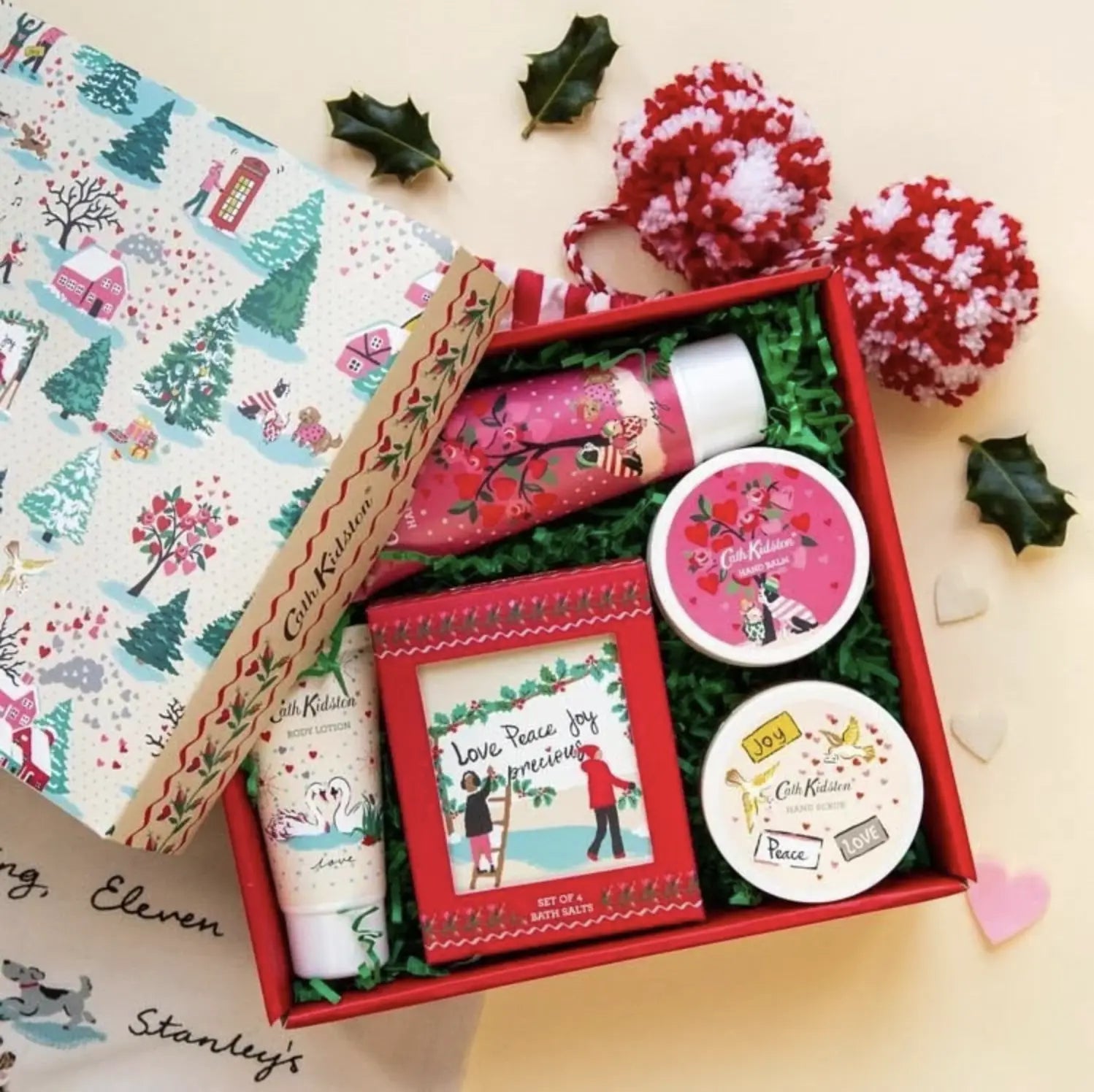 【一口價$390/套】✈️英國連線✈️ Cath Kidston Shine Bright Large Hamper Set 聖誕寵愛身體禮盒組 **人人在搶 🥰不接受棄單及改款🙏🙏** HLY & CHOCCICO
