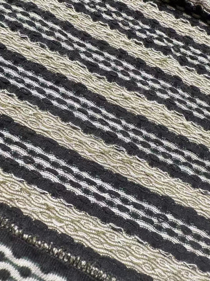 Jacquard Border Tee HLY &amp; CHOCCICO