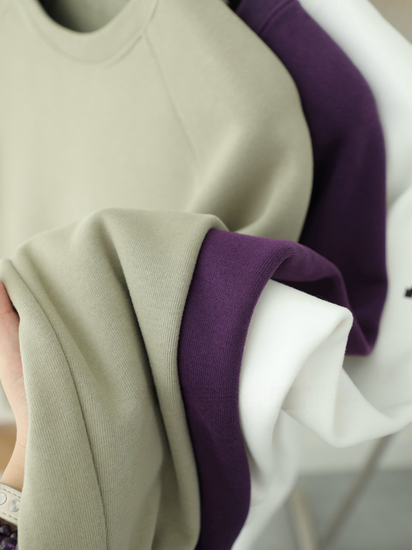 Descente Fleece Sweatshirt  (加絨) - HLY & CHOCCICO