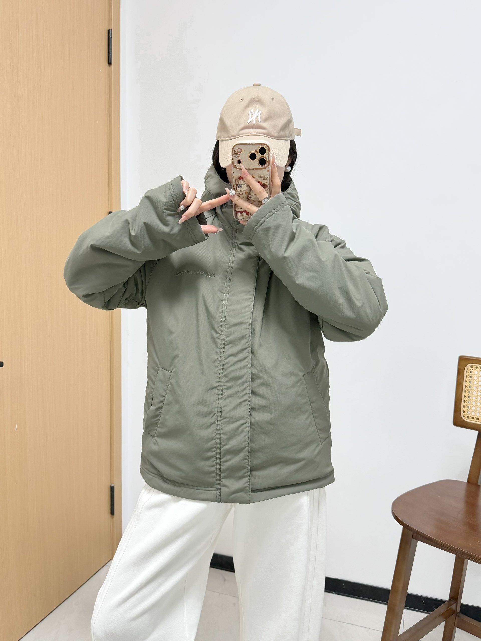 CANADA GOOSE Alberni Reversible Fleece Bomber - HLY & CHOCCICO