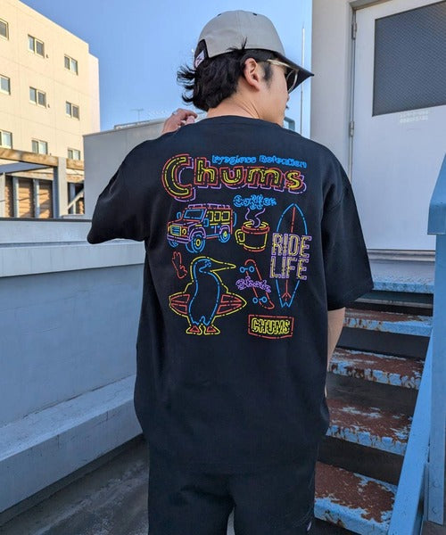 CHUMS Neon Sign Tee