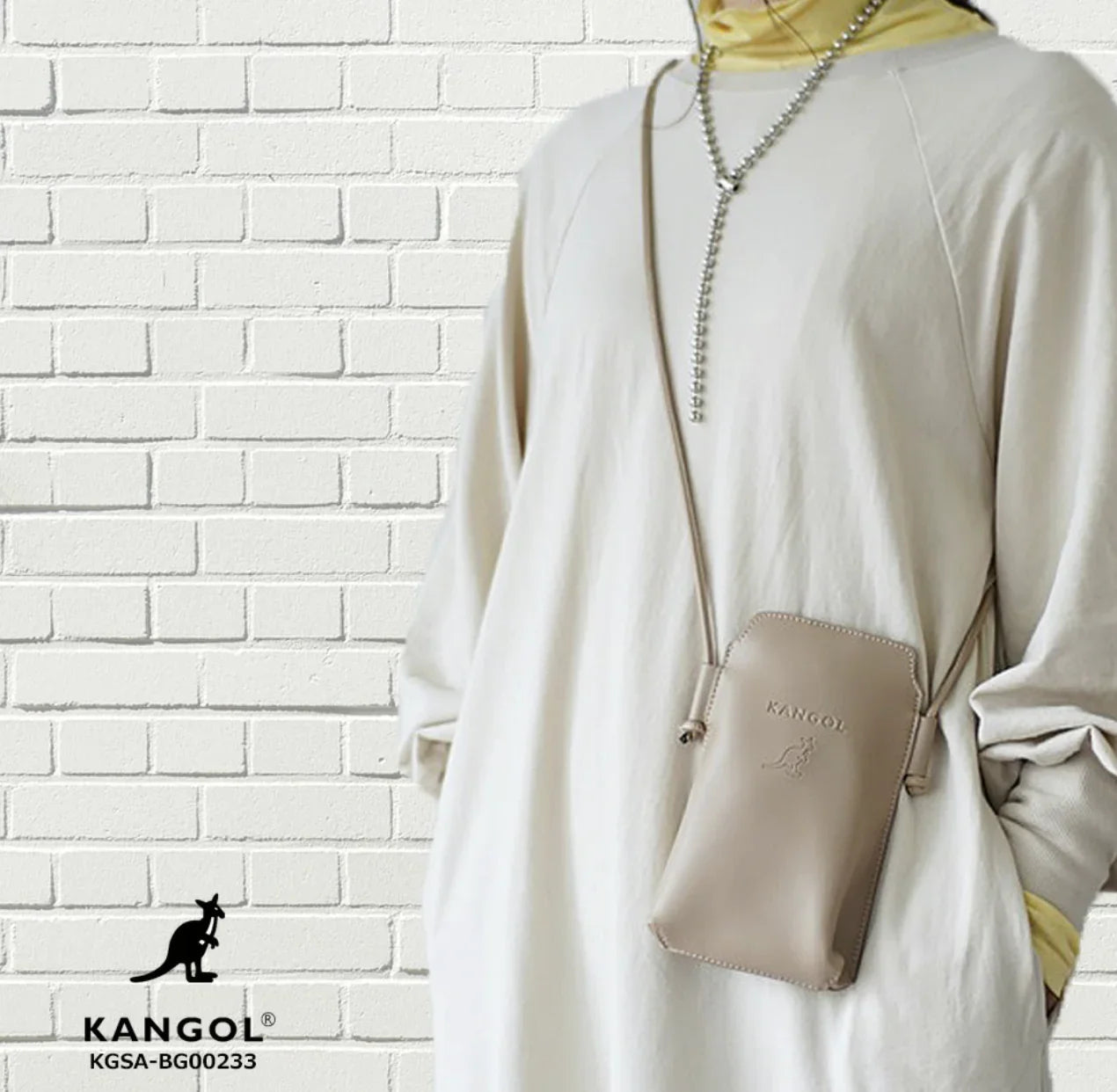 日本直送Kangol Smartphone Bag - HLY &amp; CHOCCICO