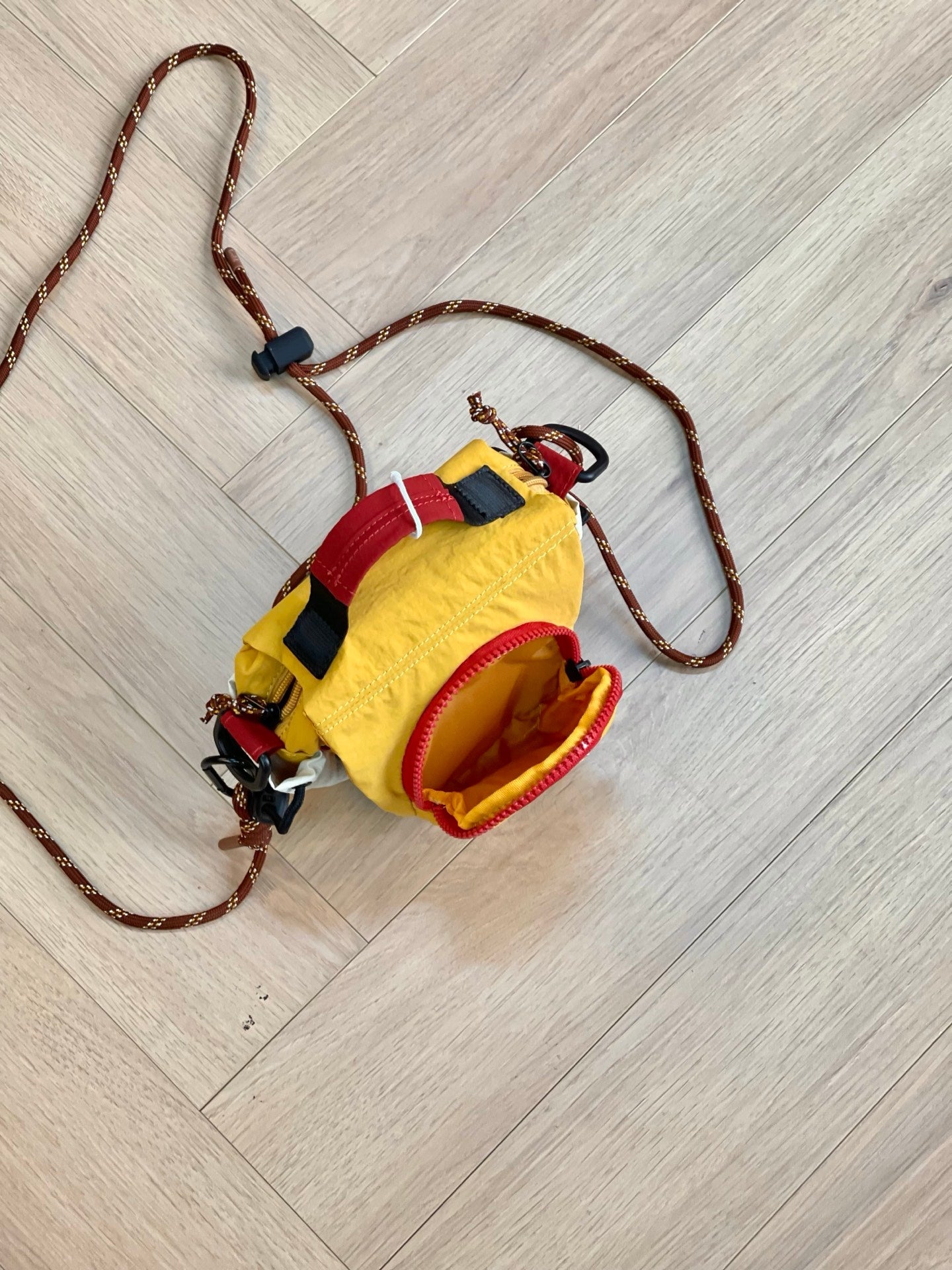 Kodak Camera Crossbody Bag - HLY & CHOCCICO