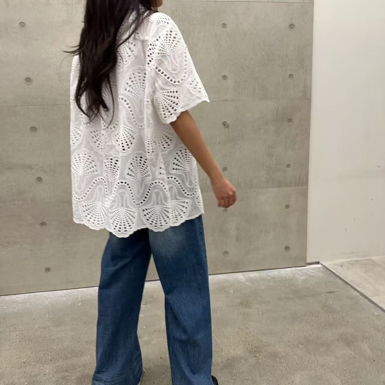 韓國直送Lace Embroidery Overshirt - HLY &amp; CHOCCICO
