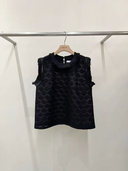 韓國直送Lace Trim Sleeveless Top - HLY &amp; CHOCCICO