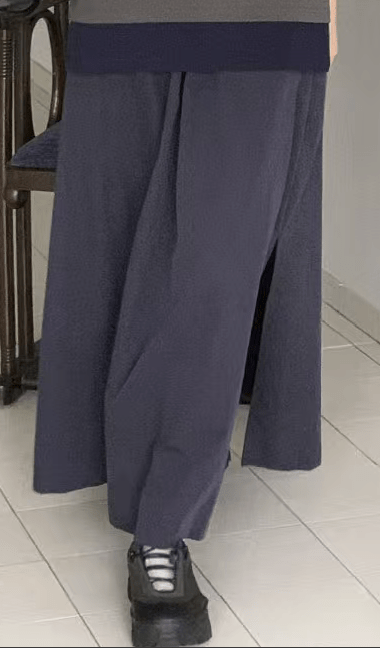 韓國直送Layered Contrast Tee ／Flowy A - Line Skirt - HLY & CHOCCICO