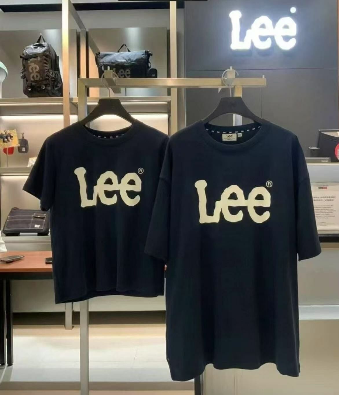 韓國直送Lee Big Twitch Logo Tee 短款/ 鬆身款 - HLY & CHOCCICO