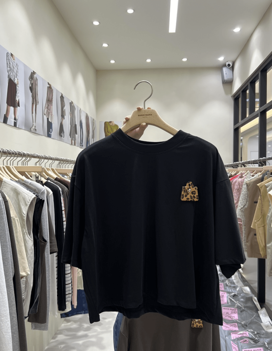 韓國直送Leopard Accent T-Shirt HLY & CHOCCICO