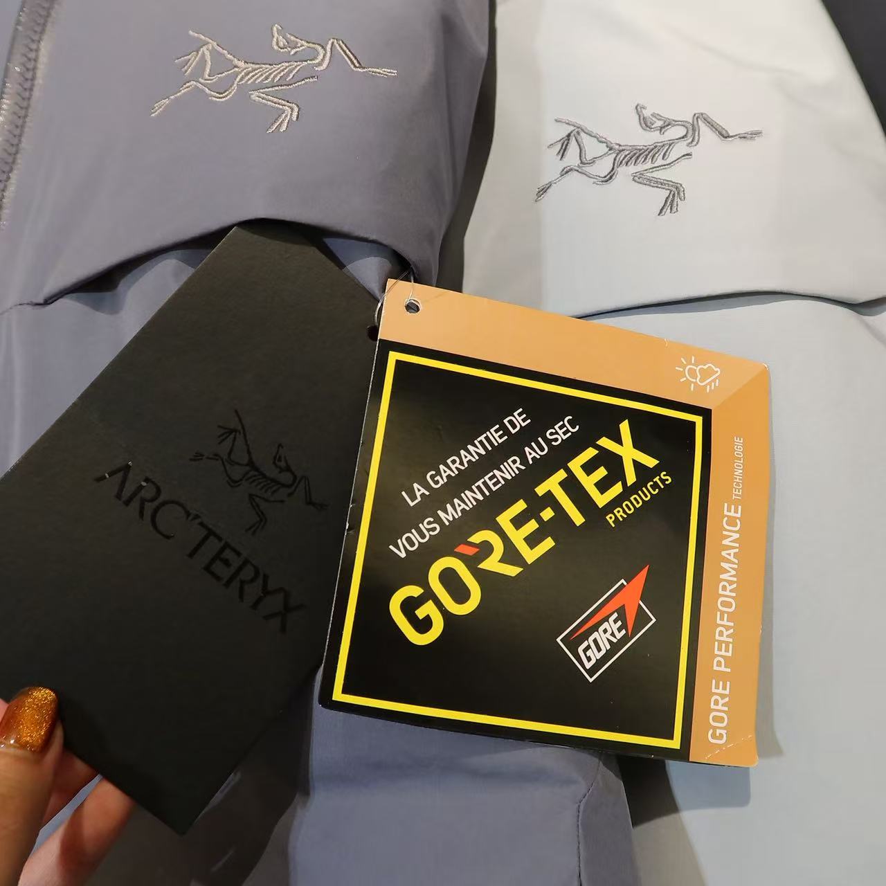 🌟售完即止🌟Macai GORE - TEX Jacket 羽絨 (可拆卸帽子) - HLY & CHOCCICO