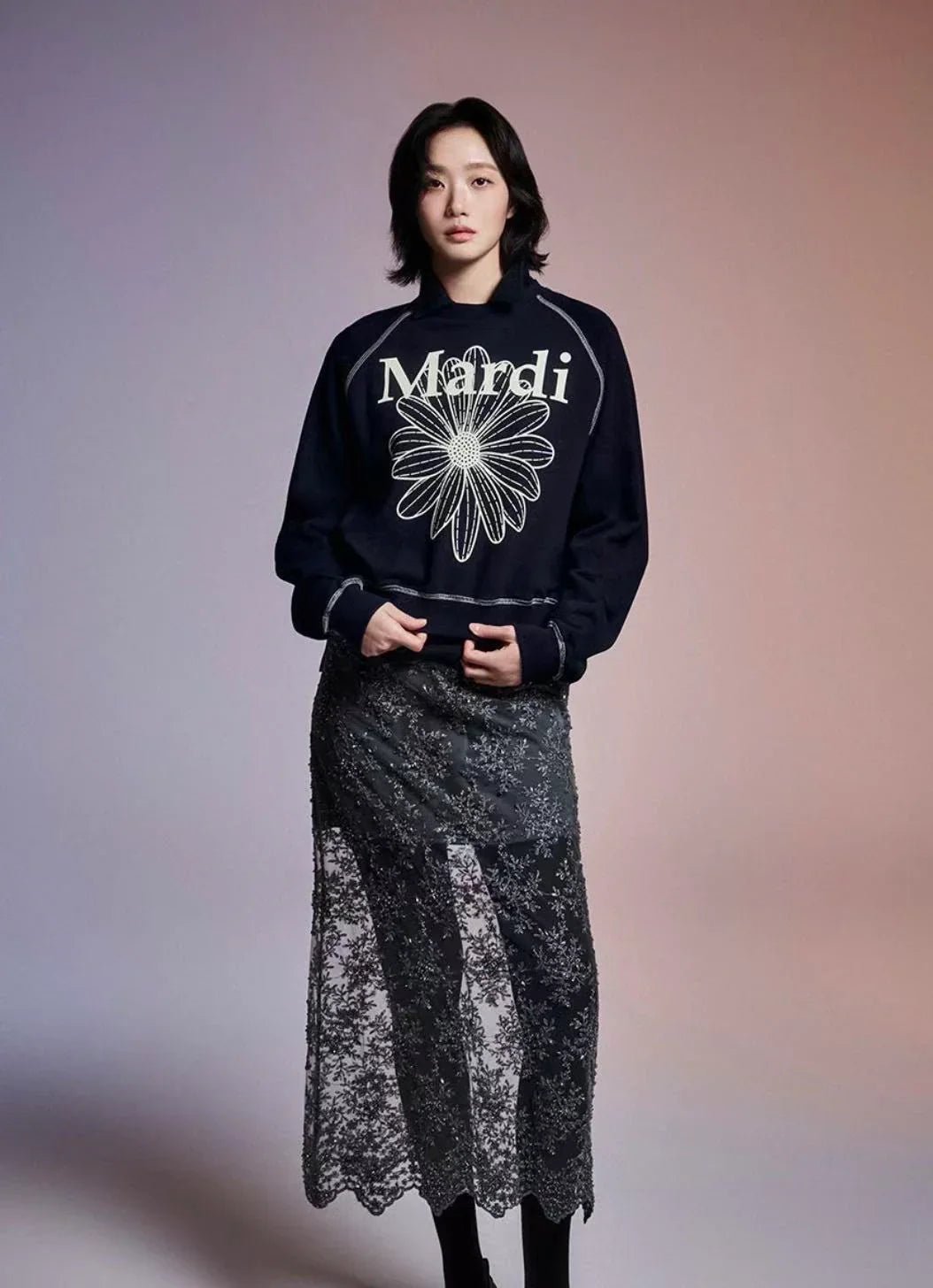 Mardi Sweatshirt Raglan Flowermardi - HLY &amp; CHOCCICO