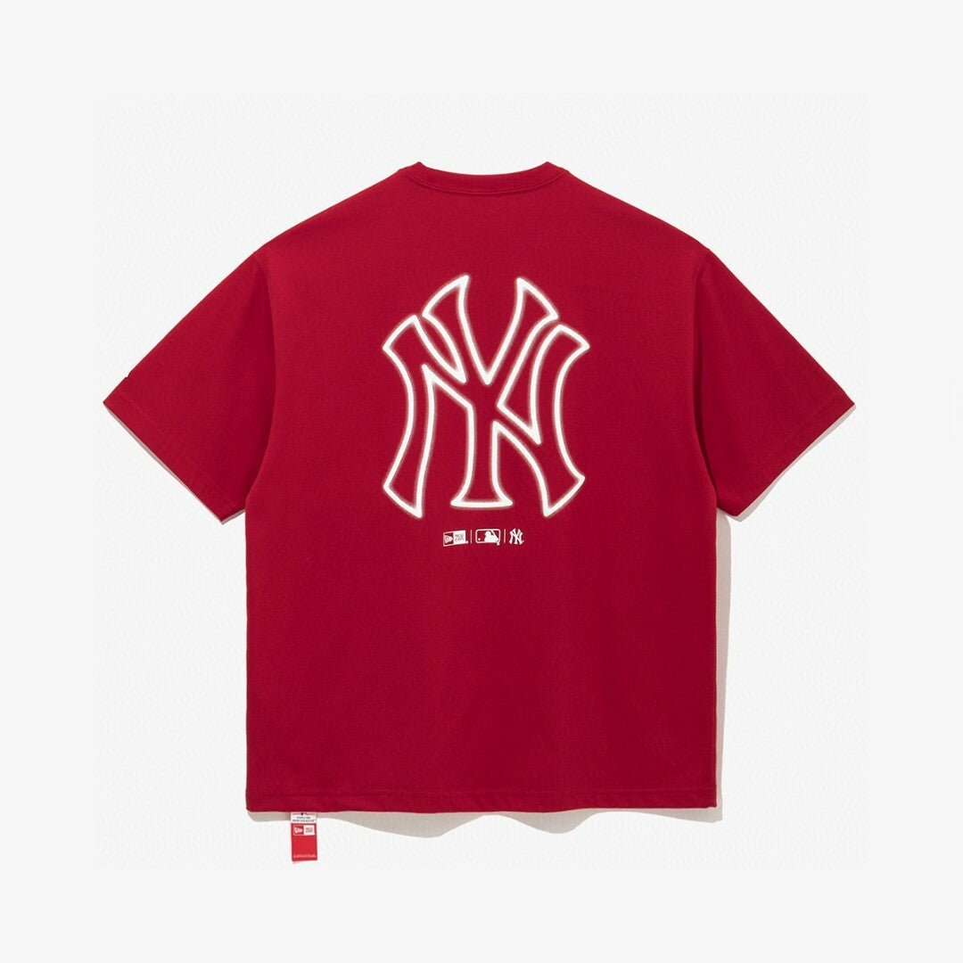 New Era Yankees Neon Logo Tee - HLY & CHOCCICO