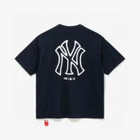 New Era Yankees Neon Logo Tee - HLY & CHOCCICO