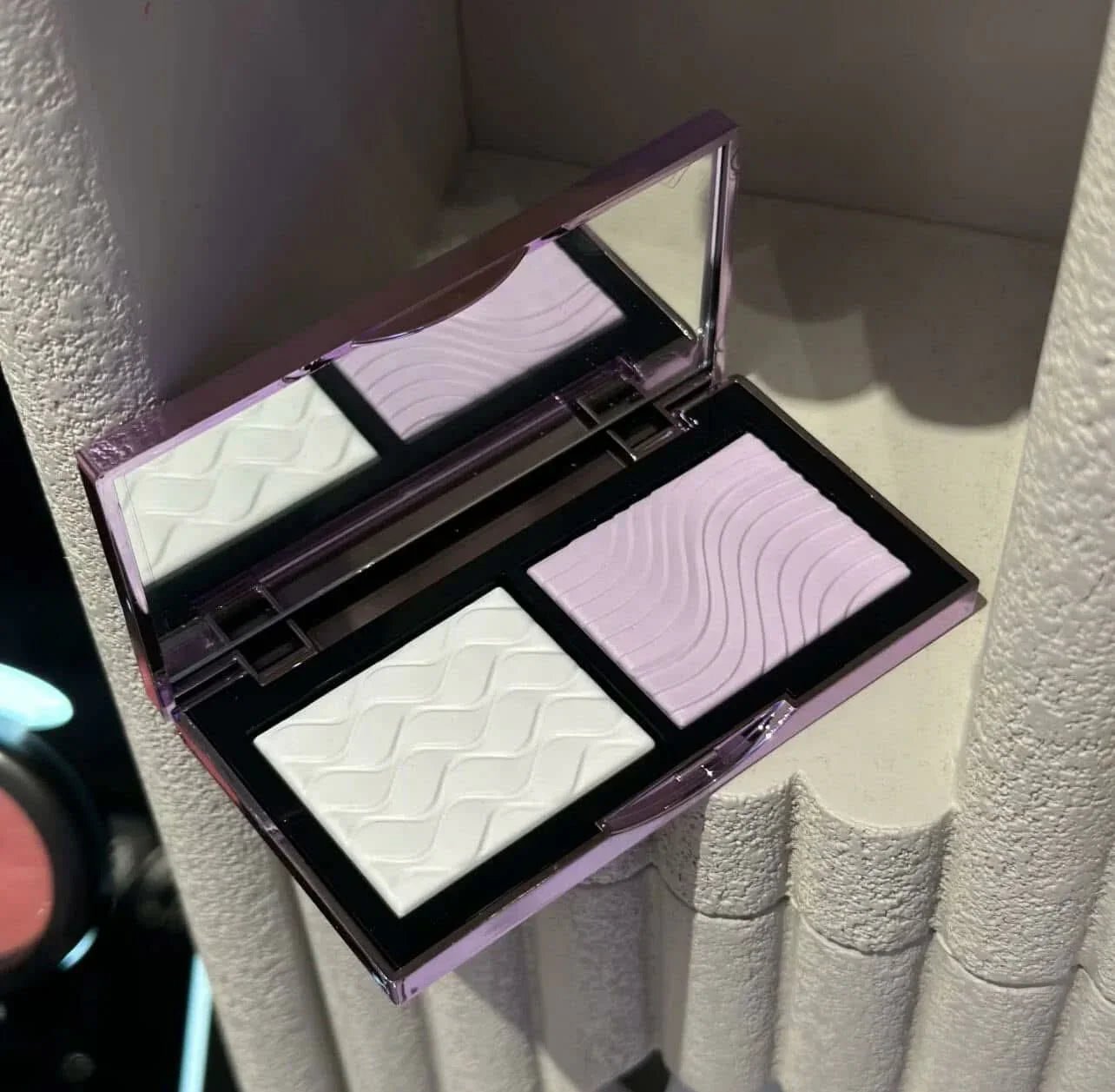 NEW ! MAC 雙色定妝蜜粉餅7g（紫 白餅） 去黃去油 控妝無粉感 - HLY &amp; CHOCCICO