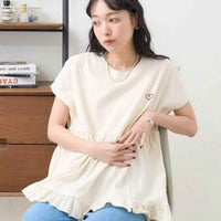 日本直送One-point heart embroidery switching T-shirt