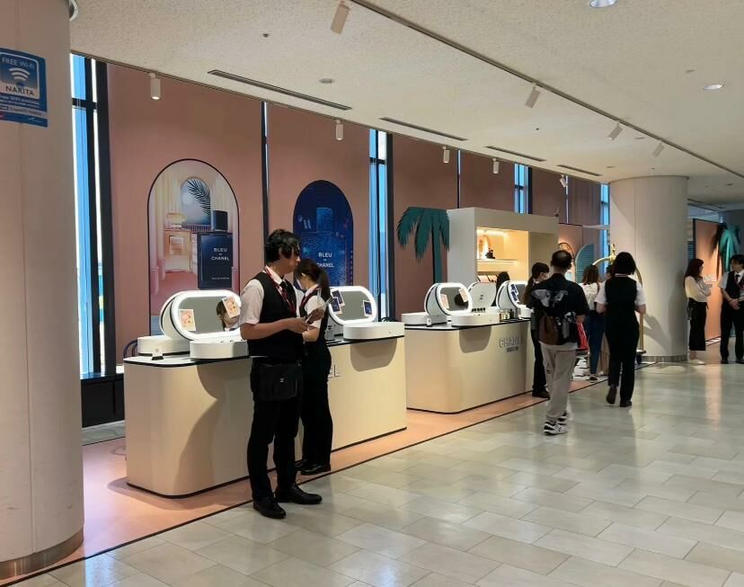 Chanel 限量實用護照袋 COCO