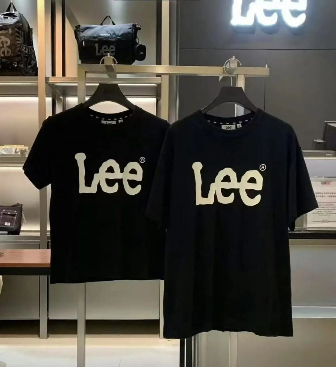 韓國直送Lee Big Twitch Logo Tee 短款/ 鬆身款