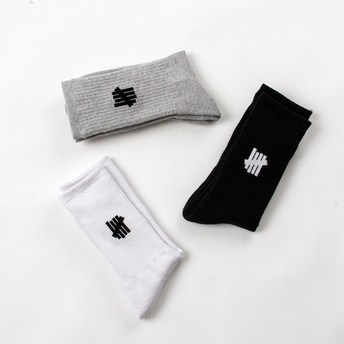 Undefeated  Socks (1 Set 3 對 ) 🌟3款選擇