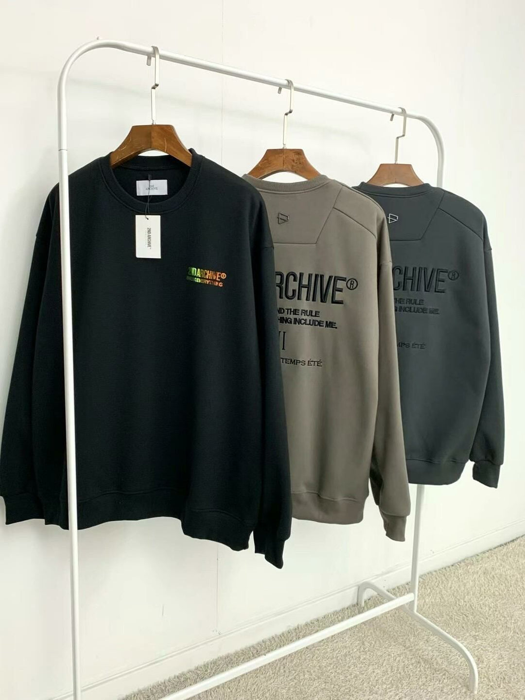 韓國直送🇰🇷 2ND ARCHIVE Logo Embroidered Sweatshirt