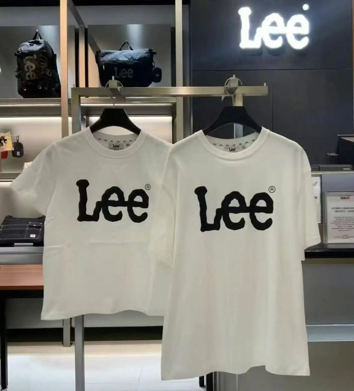 韓國直送Lee Big Twitch Logo Tee 短款/ 鬆身款 韩国大熊