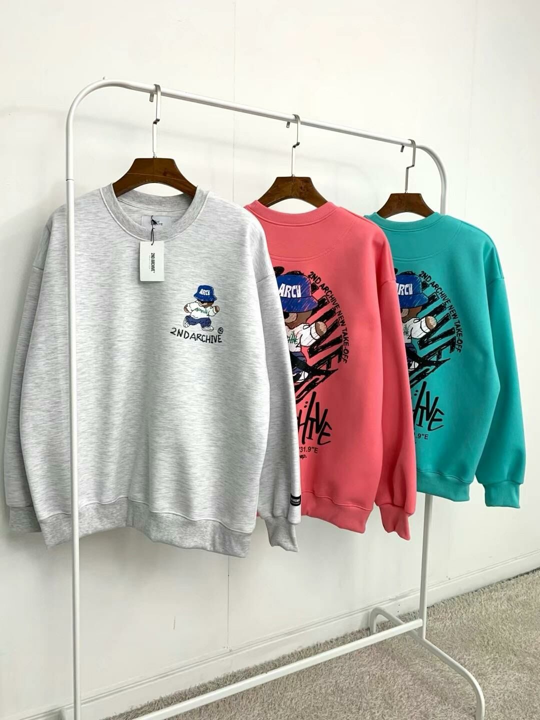 韓國直送🇰🇷 2ND ARCHIVE Arch Bear Sweatshirt | 3 Color