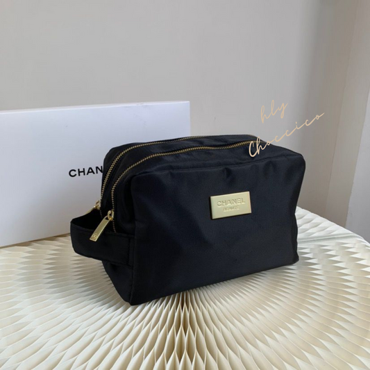 🖤 Chanel VIP禮品 🖤  大容量化妝袋  ‼️有盒‼️