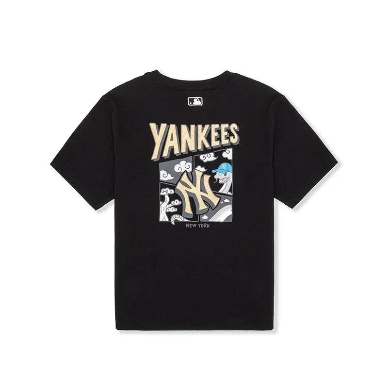 New Era year of the Snake Print Pattern Tee