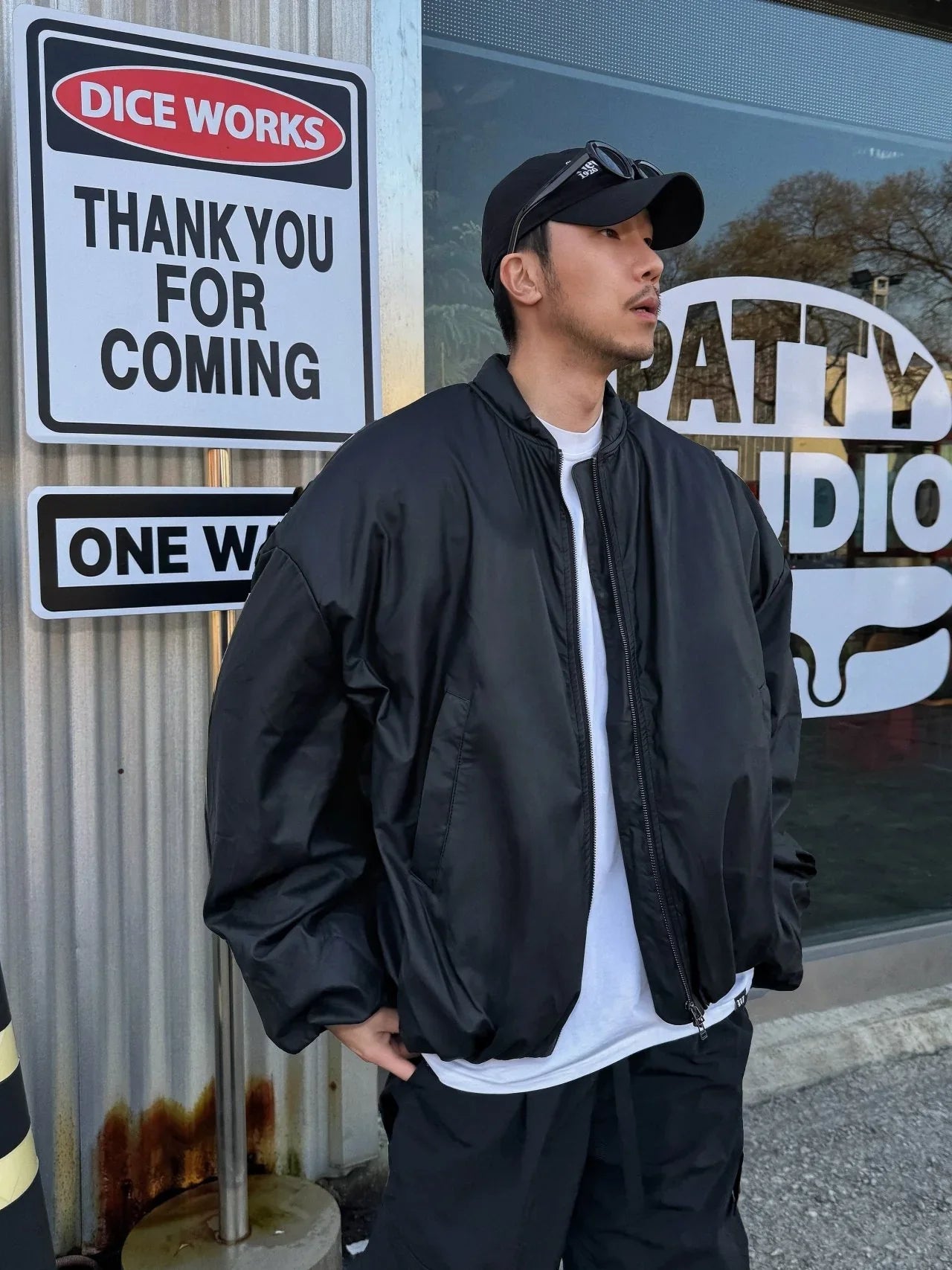 韓國直送 PLUS 82 HIYA Easy Poofer Down Jacket - HLY &amp; CHOCCICO