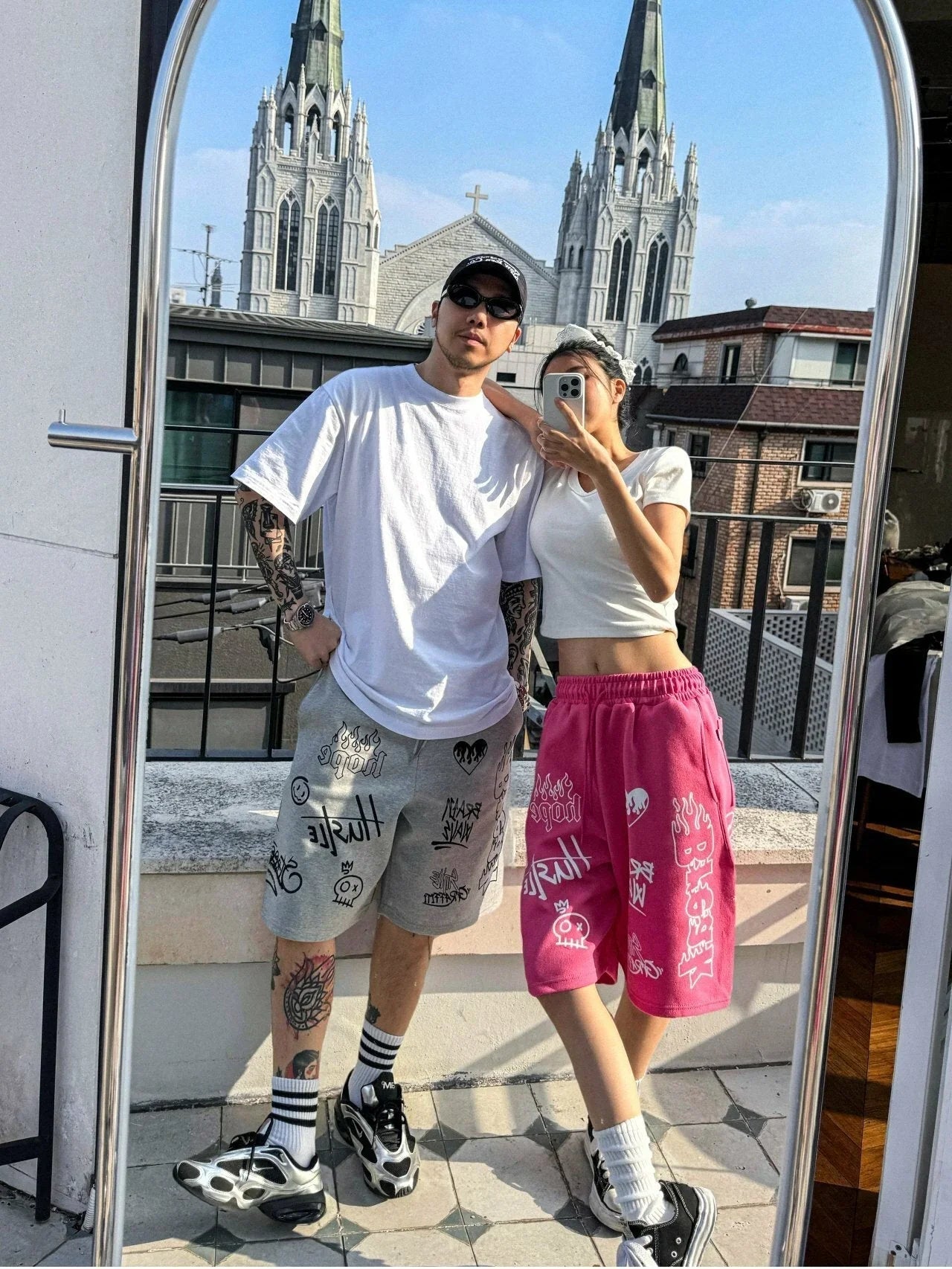 韓國直送 PLUS 82 HIYA Firework Graffiti Shorts - HLY &amp; CHOCCICO