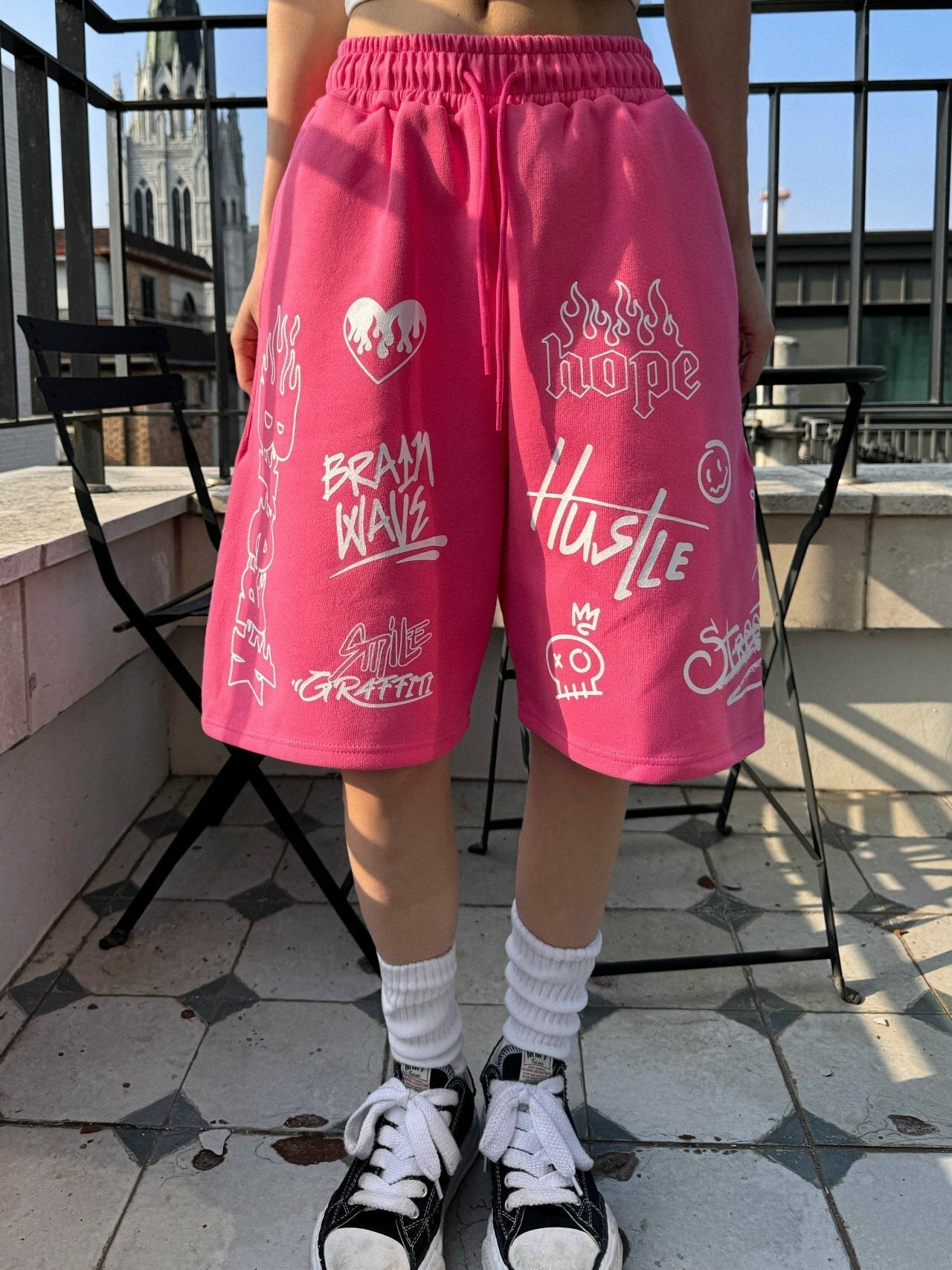 韓國直送 PLUS 82 HIYA Firework Graffiti Shorts - HLY & CHOCCICO