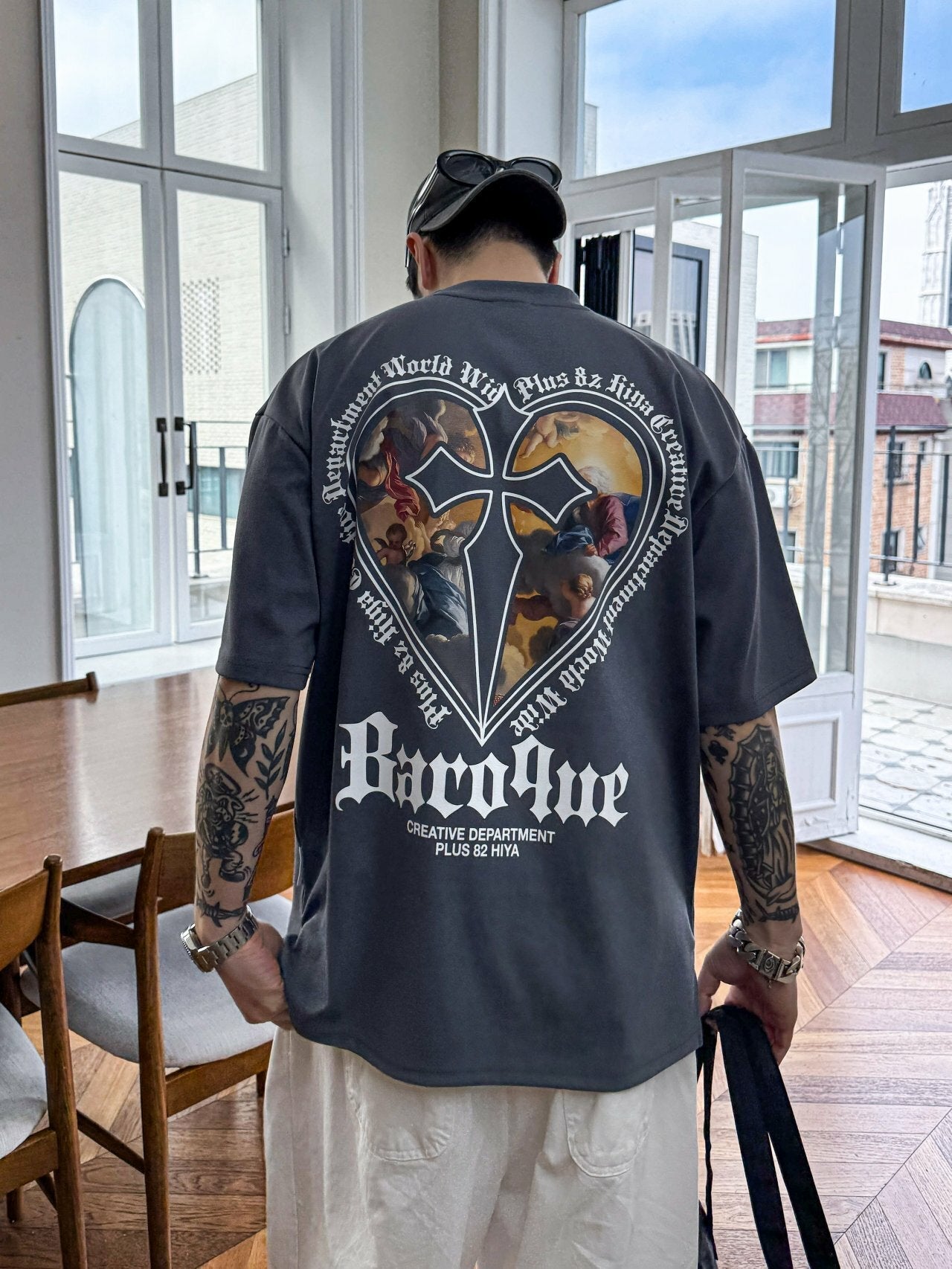韓國直送 PLUS 82 HIYA Heart Baroque Short Sleeve
