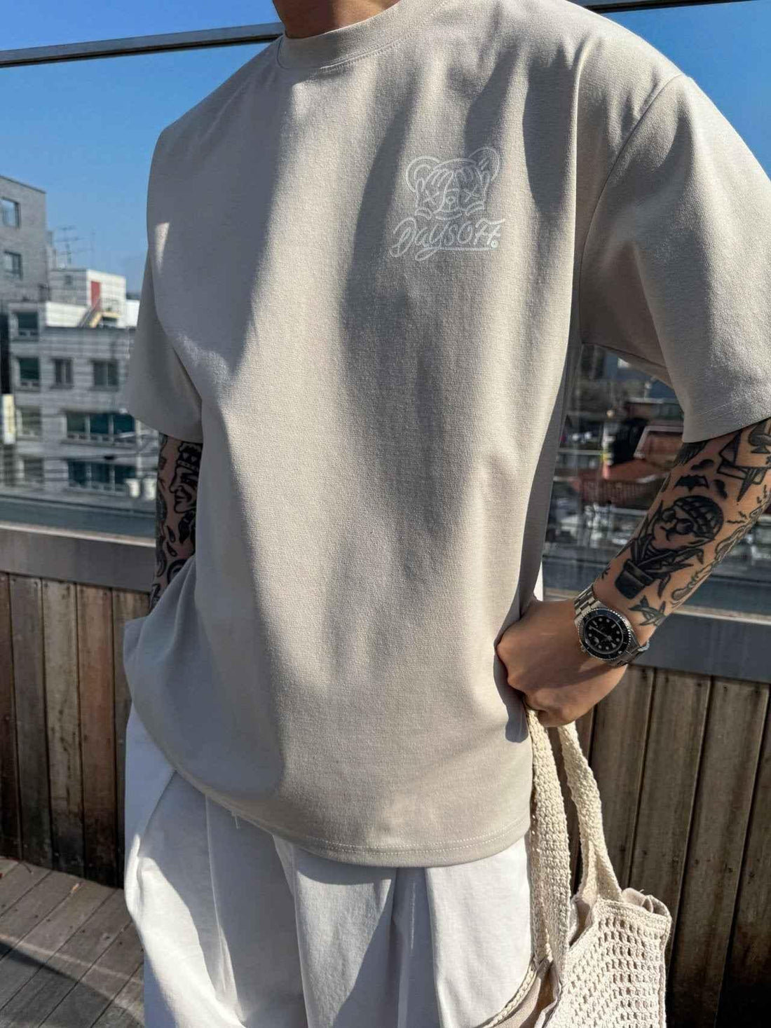 韓國直送 PLUS 82 HIYA Peekaboo Foam Short Sleeve - HLY &amp; CHOCCICO