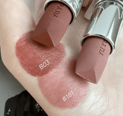 Prada 裸棕新色唇膏 3.8g💄 9️⃣色 - HLY &amp; CHOCCICO