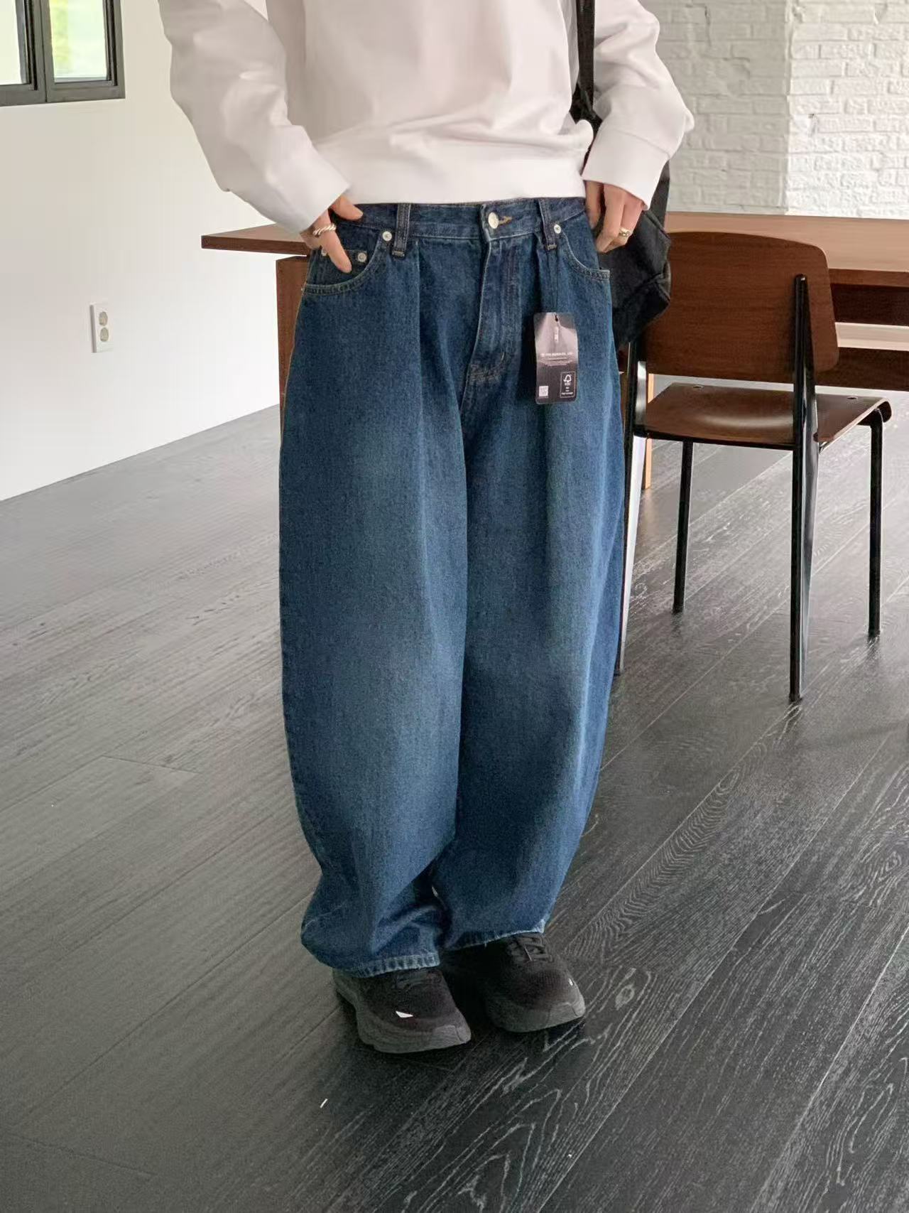 韓國直送Relaxed Vintage Denim - HLY & CHOCCICO