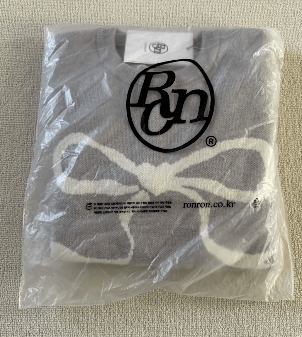 韓國潮牌RonRon 💕HEART RIBBON JACQUARD KNIT - HLY & CHOCCICO